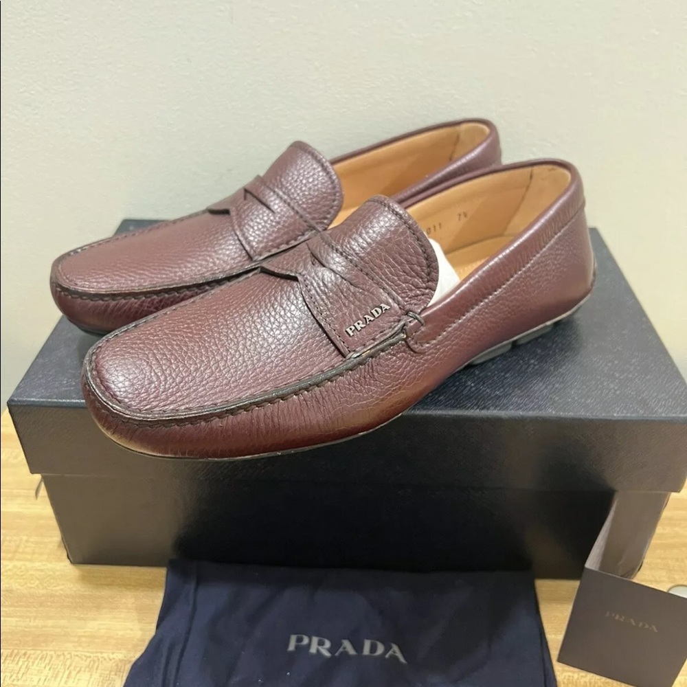 Prada ￼Maroon/Wine Leather Loafers 2DD011